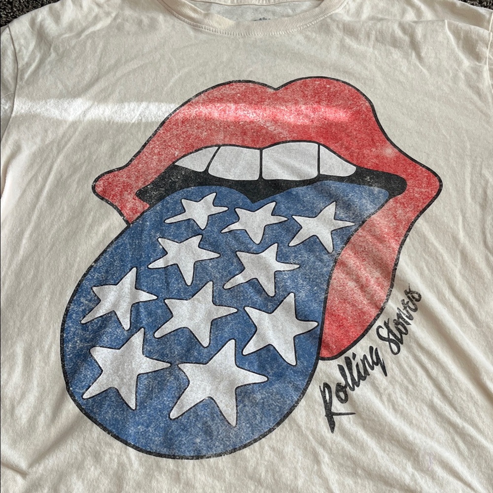 Women’s The Rolling Stones graphic T-Shirt - Picture 2 of 6